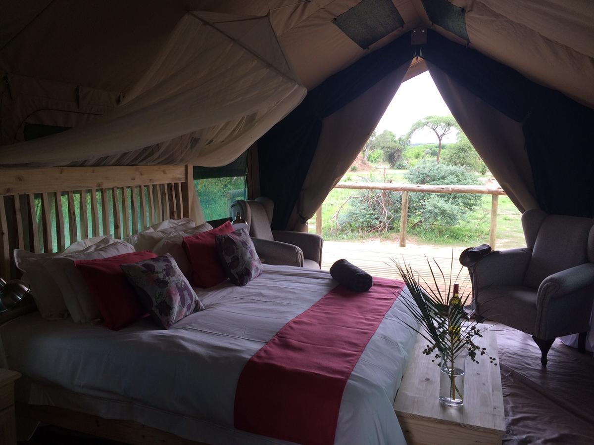 Tlouwana Camp Vila Kasane Exterior foto